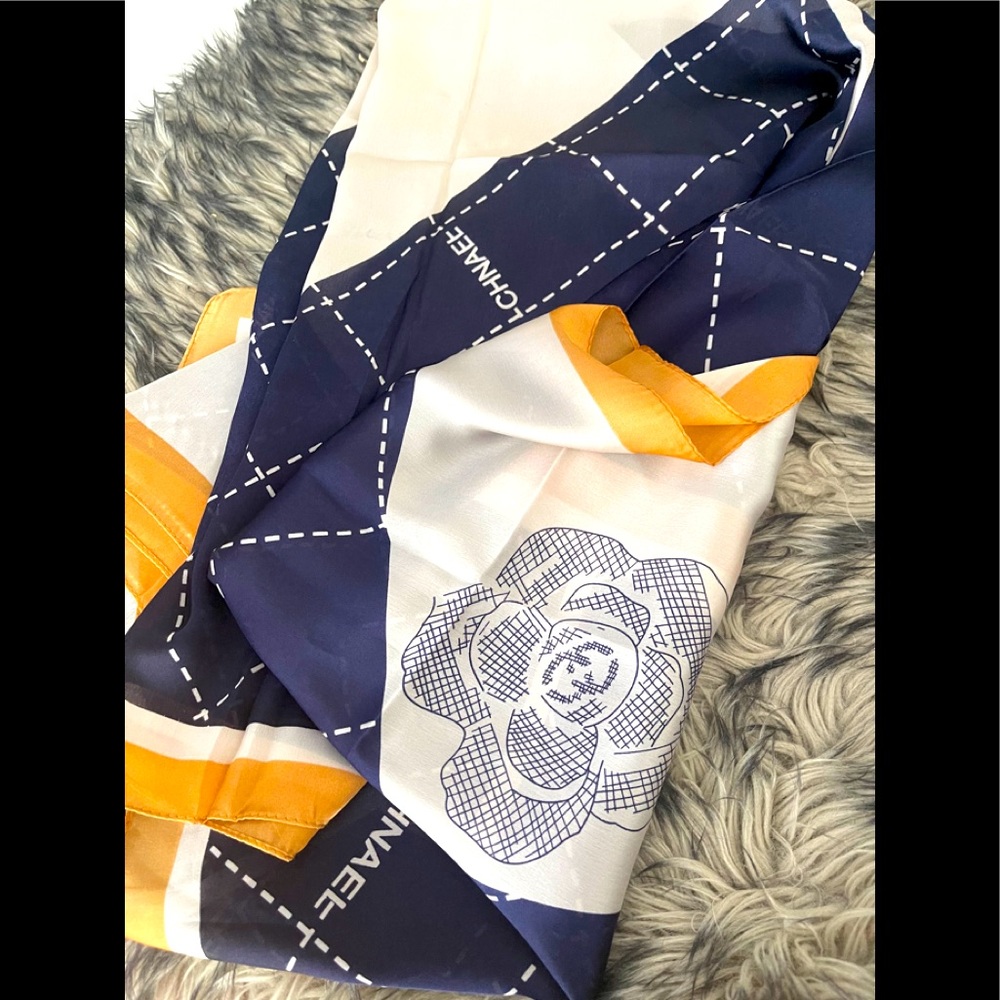 Scarf